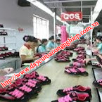 Băng tải trong quy trình sản xuất giày